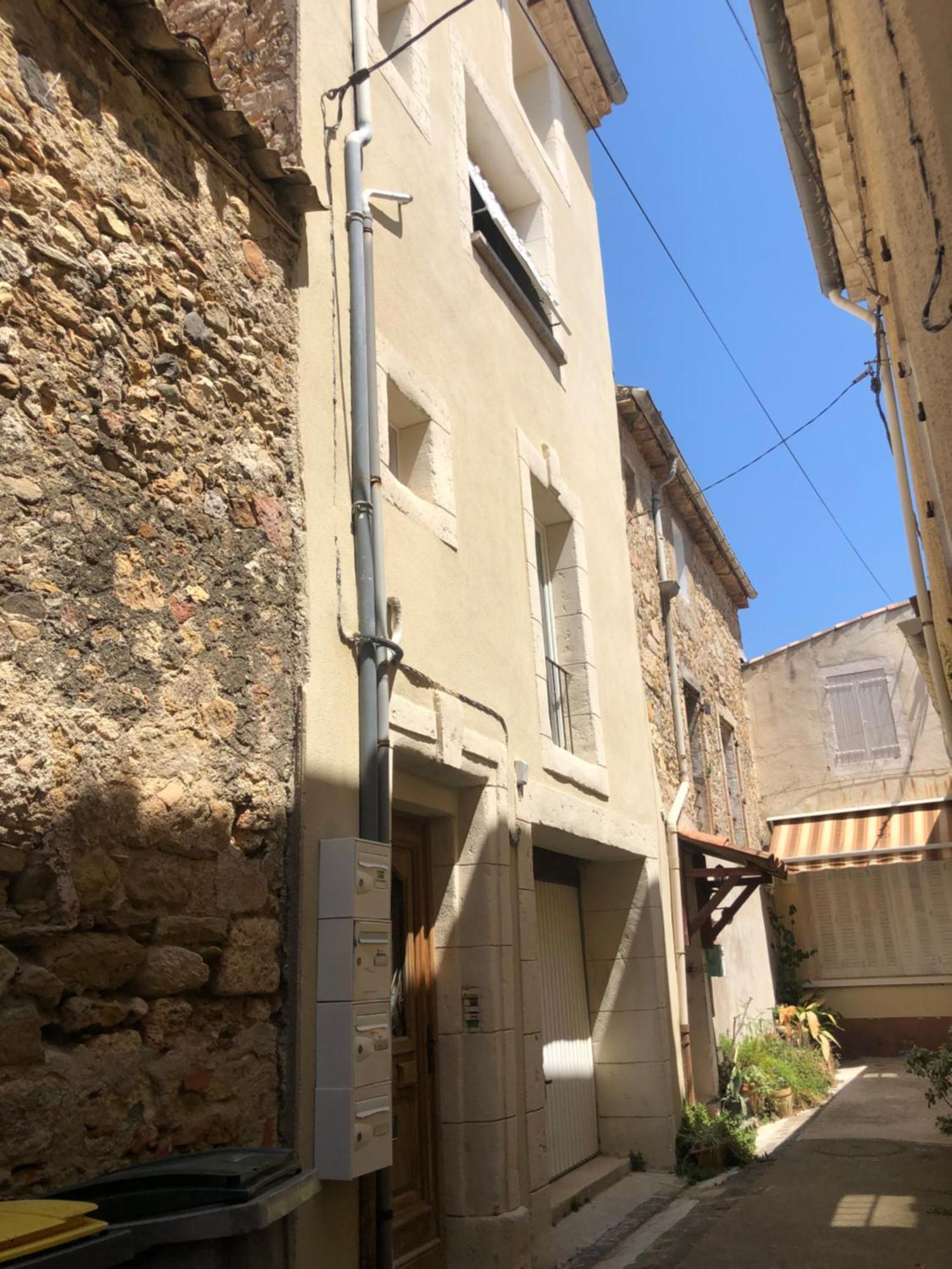 Appartement Au Dernier Etage Avec Terrasse Et Belle Vue Sur Nature Environnante Roujan Buitenkant foto
